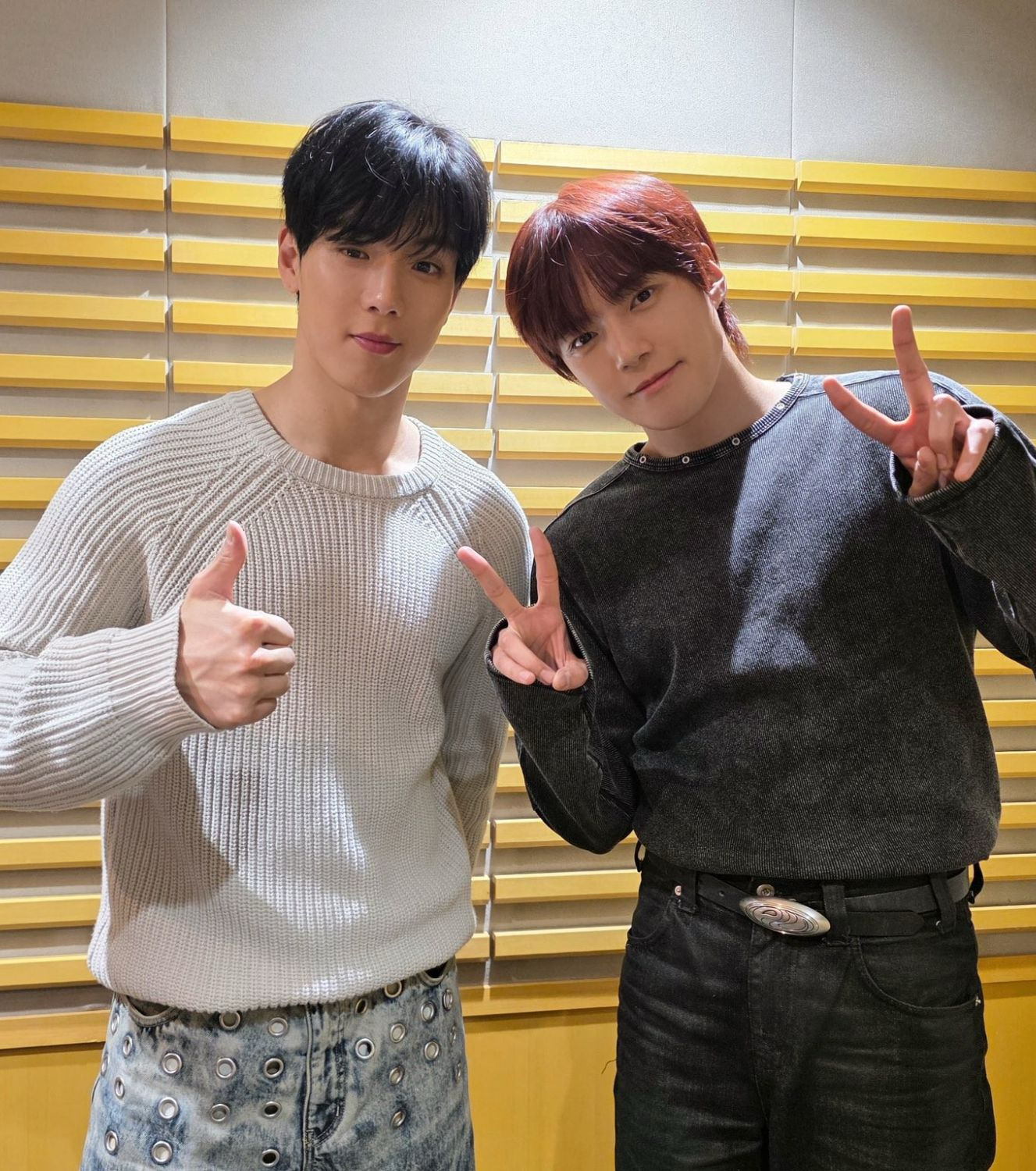Today's hottest K-pop community feed