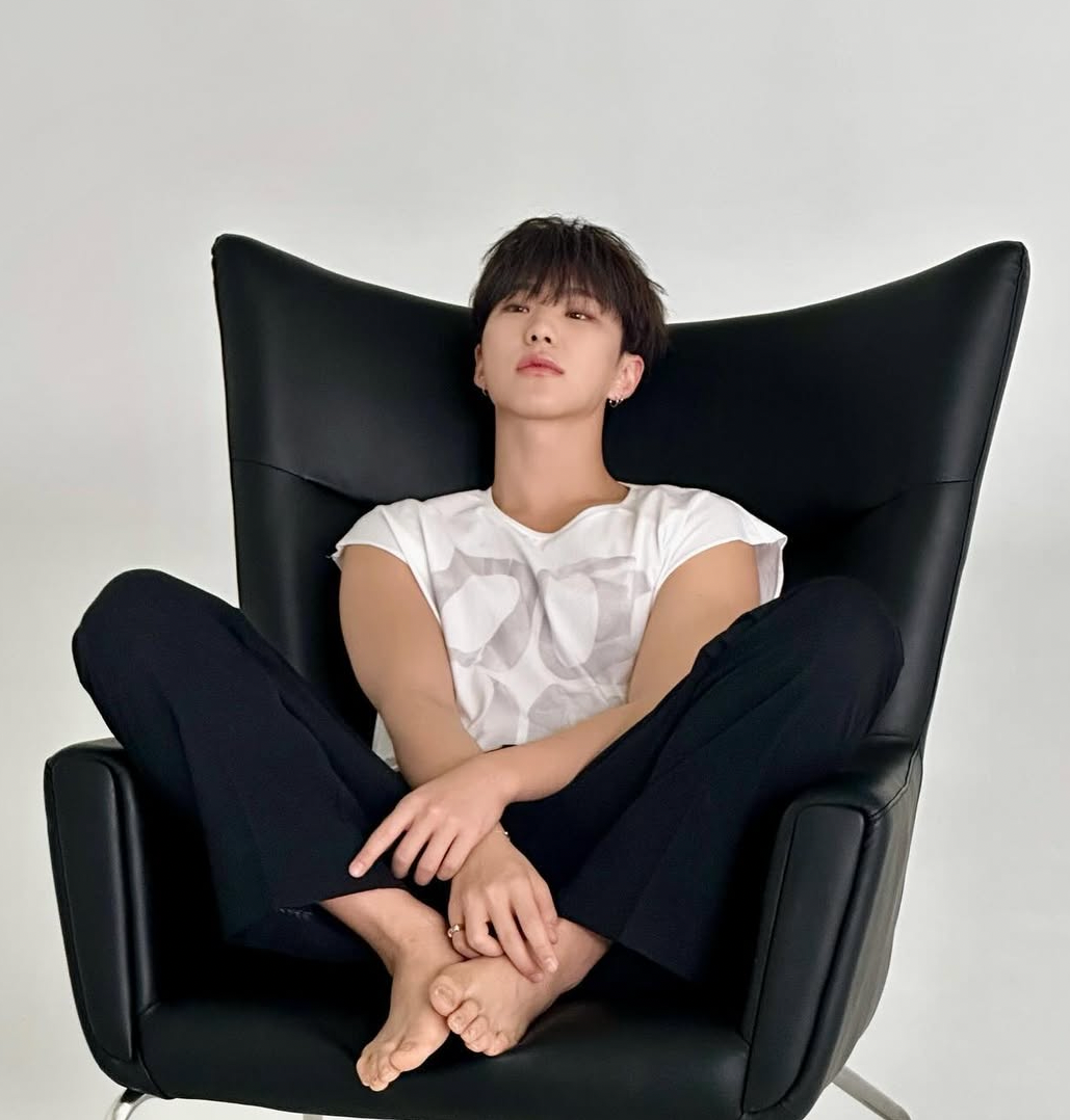 Foto aktivitas terbaru Hoshi (SEVENTEEN)