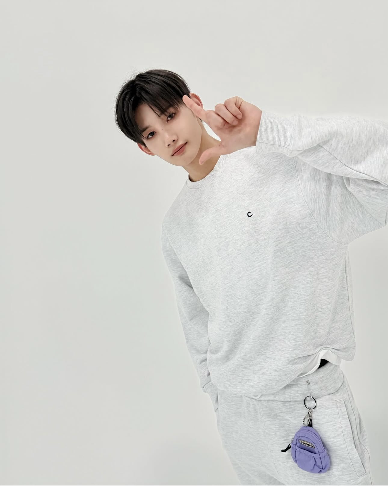 Recent activity shot of Jo (&TEAM)