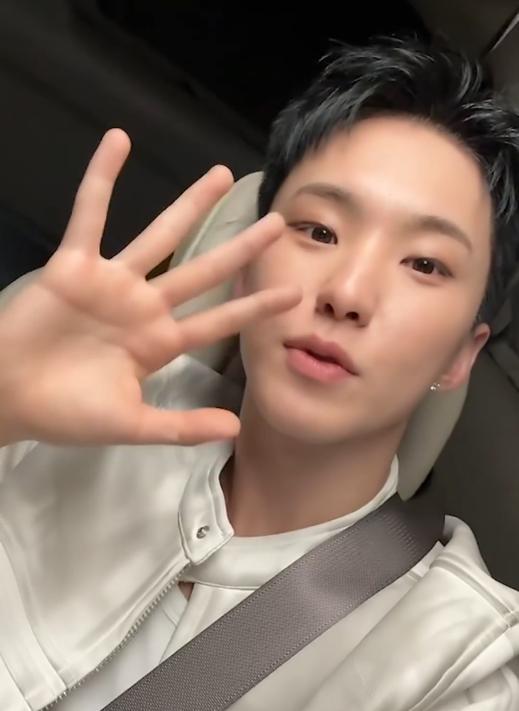 ホシ (SEVENTEEN)の舞台裏ショット