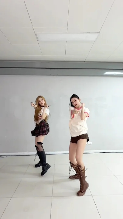 Behind-the-scenes cut of Seulgi (Red Velvet)