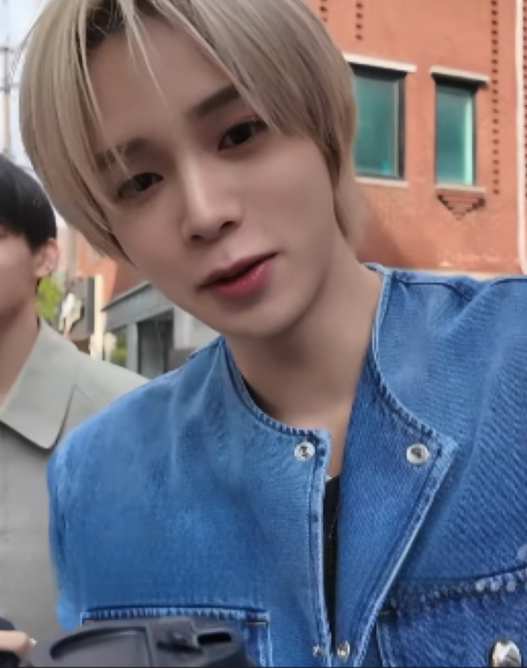 Behind-the-scenes cut of K (&TEAM)