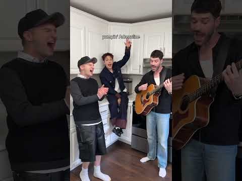 Momen yang diabadikan oleh penggemar Hongjoong (ATEEZ)