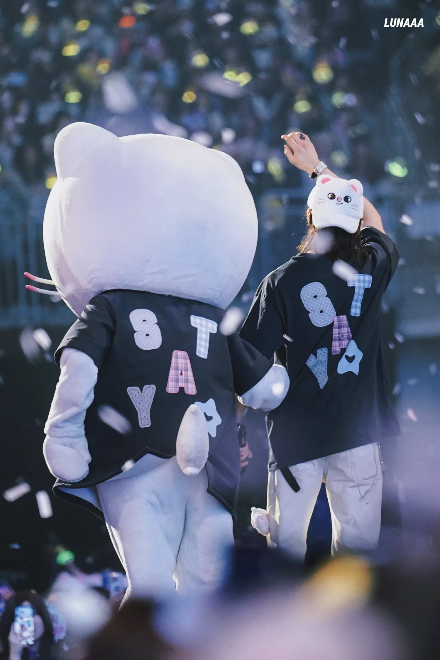 Posting K-POP populer yang disukai penggemar