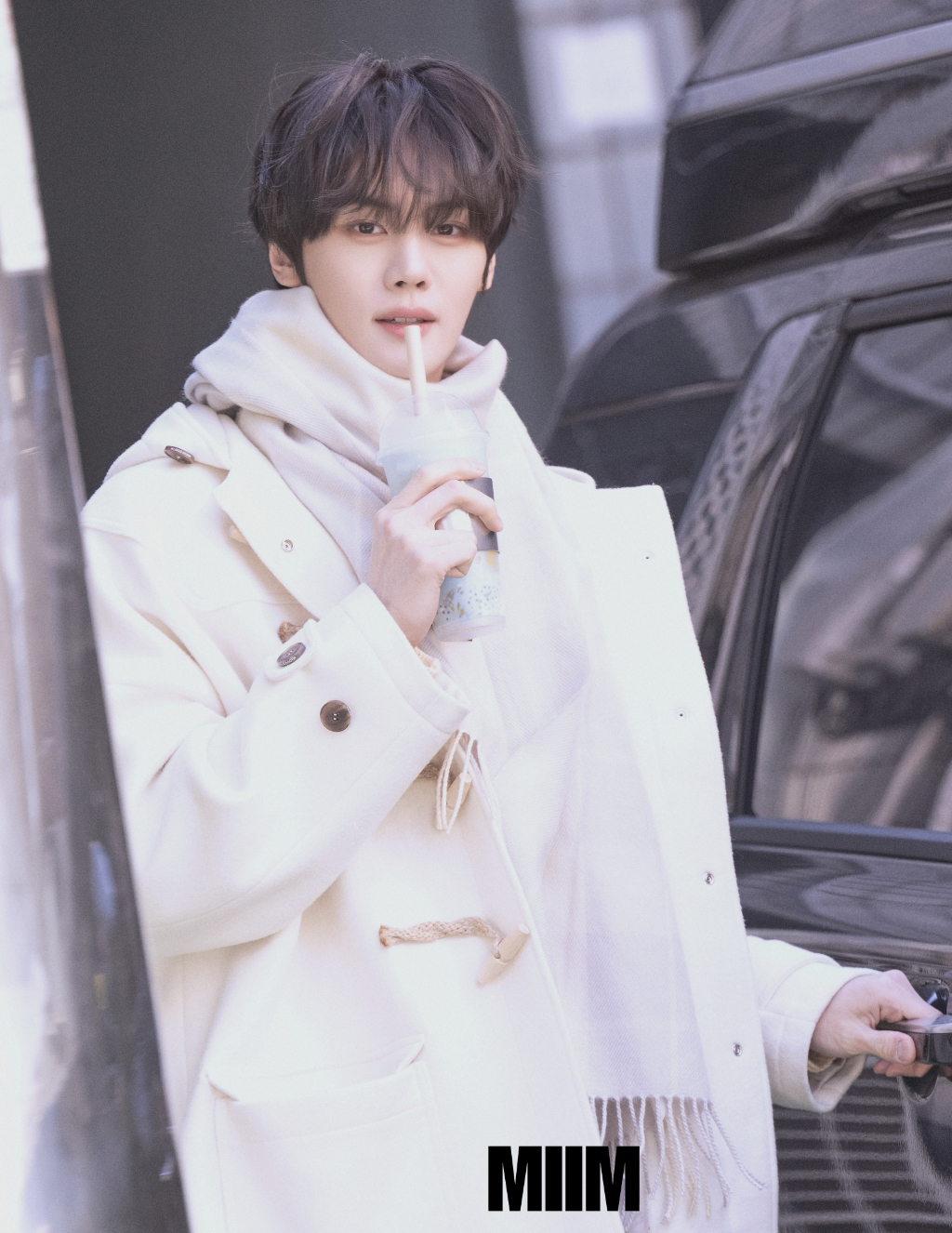 Behind-the-scenes cut of Kim Gyuvin (ZEROBASEONE)