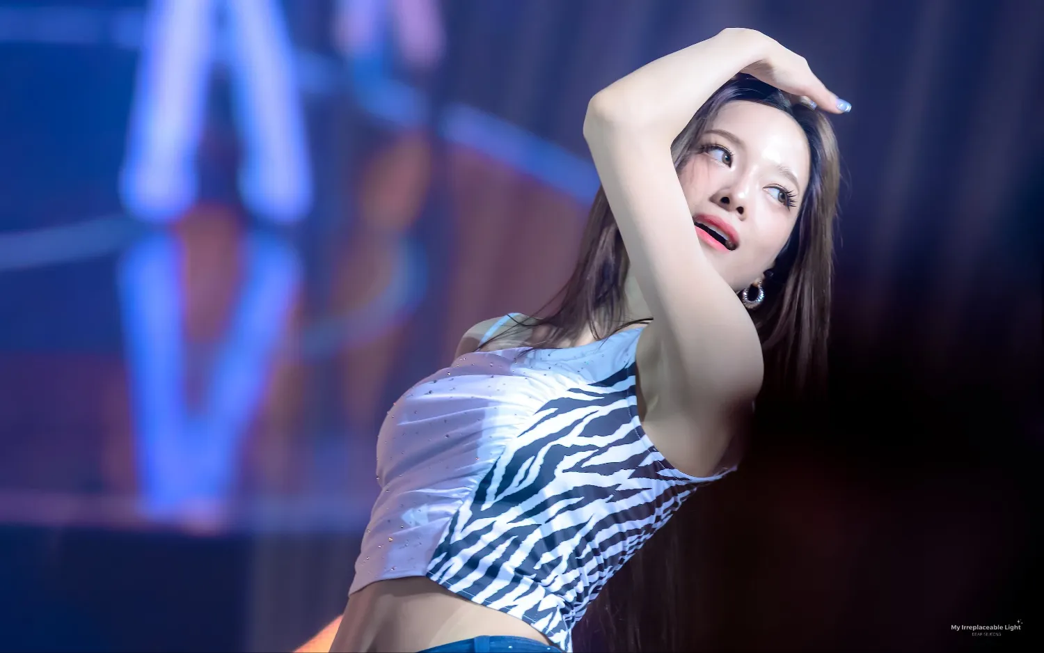 Recent activity shot of Sejeong (I.O.I)