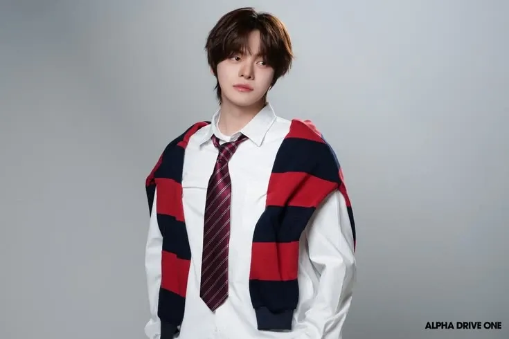 A moment captured by Lee Leo (ALPHA DRIVE ONE)'s fan