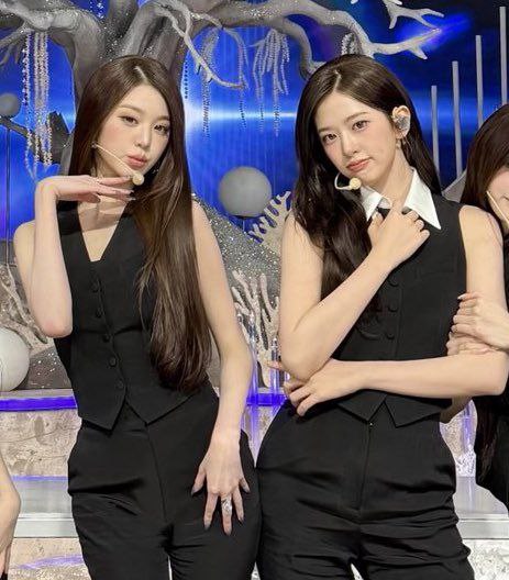 アン・ユジン (IVE)の最新写真