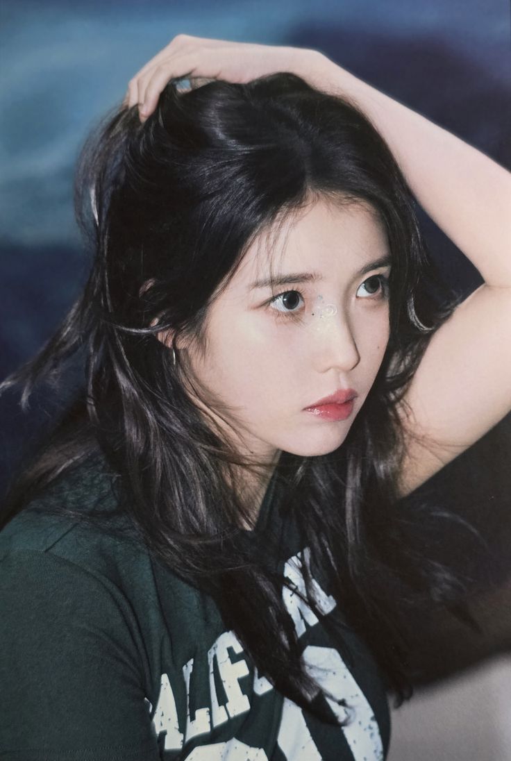 Latest photo of IU