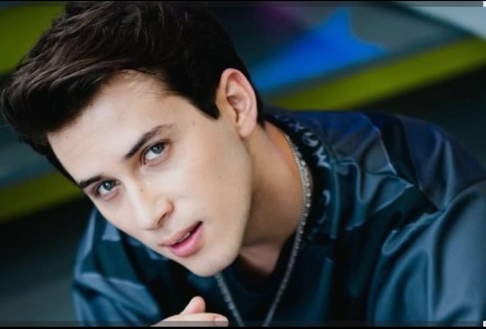 Recent activity shot of Alejandro (SANTOS BRAVOS)