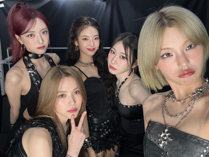 Recent activity shot of ITZY