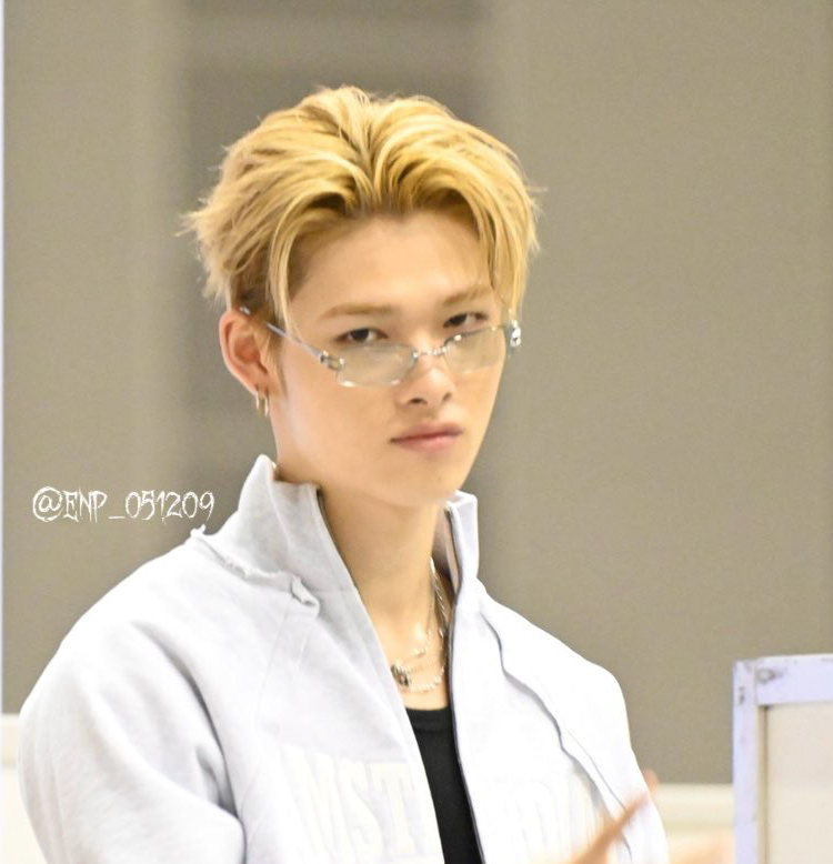 NI-KI (ENHYPEN)的幕後花絮