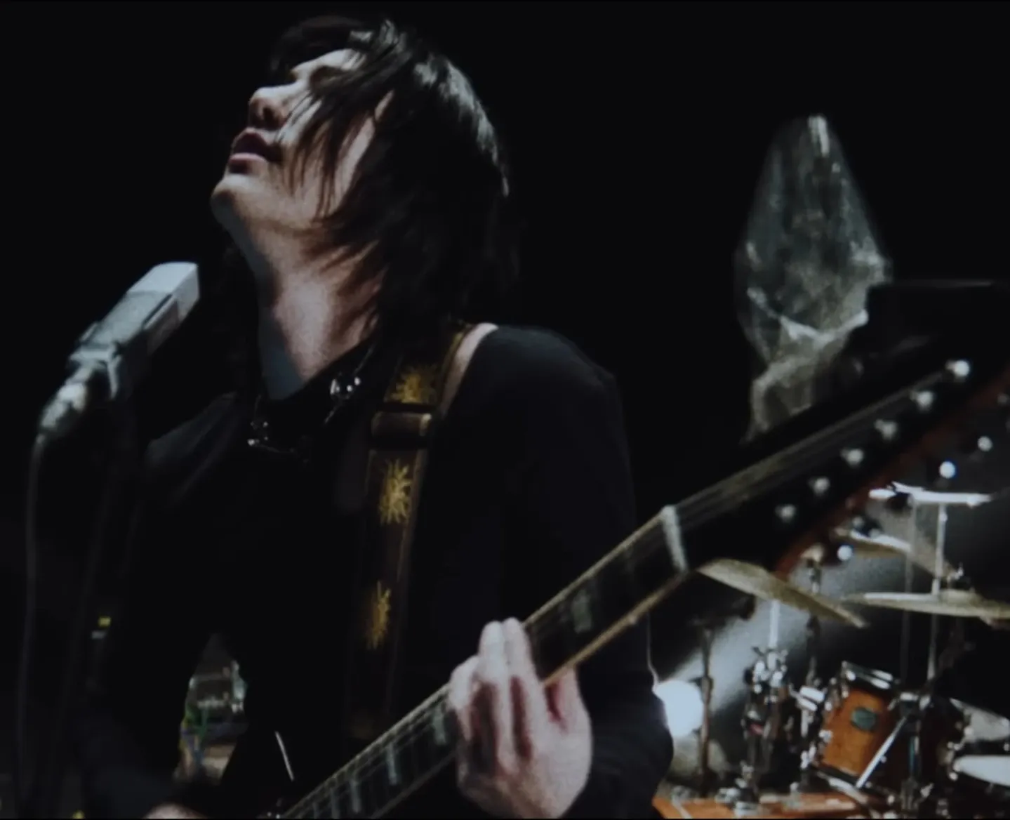 Behind-the-scenes cut of WOODZ