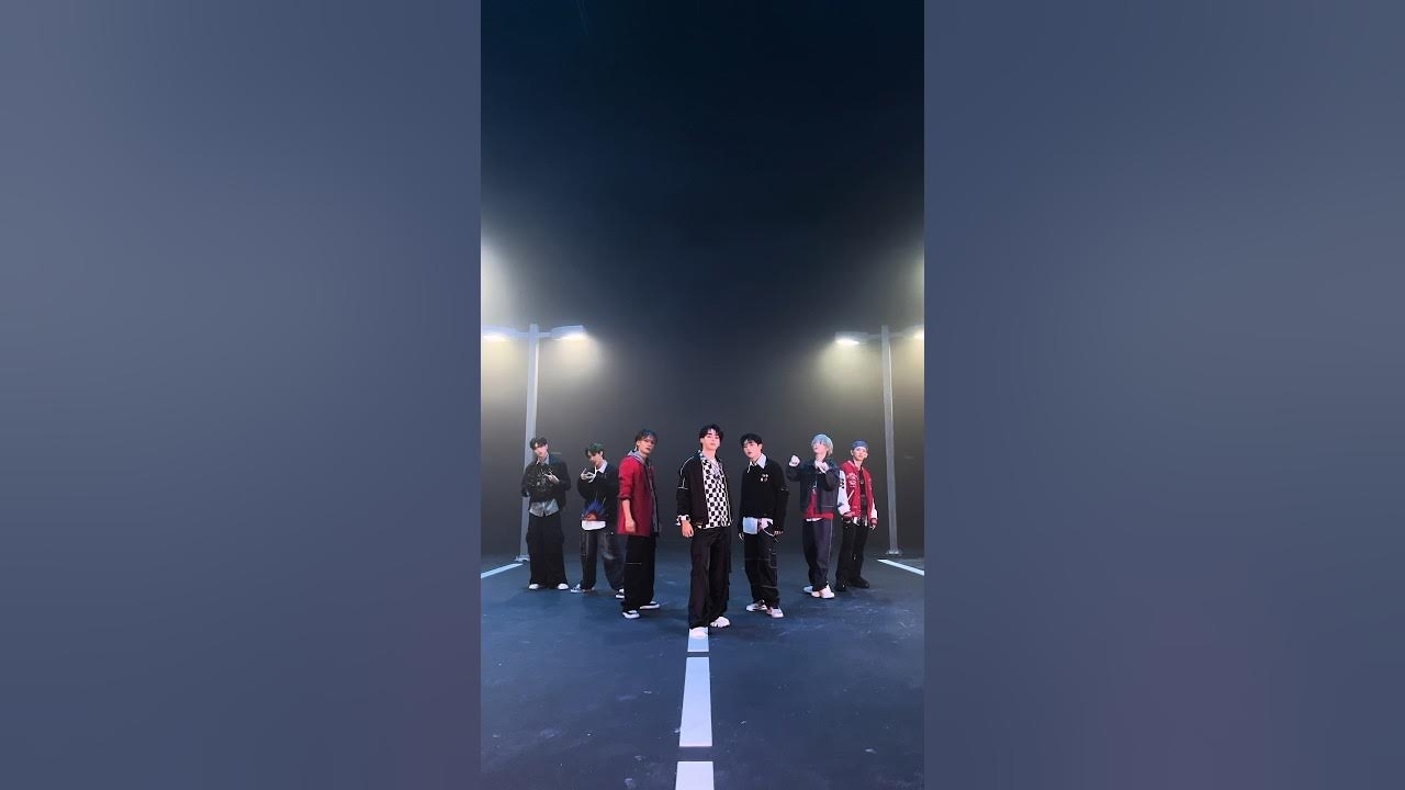 Behind-the-scenes cut of Hanbin (TEMPEST)