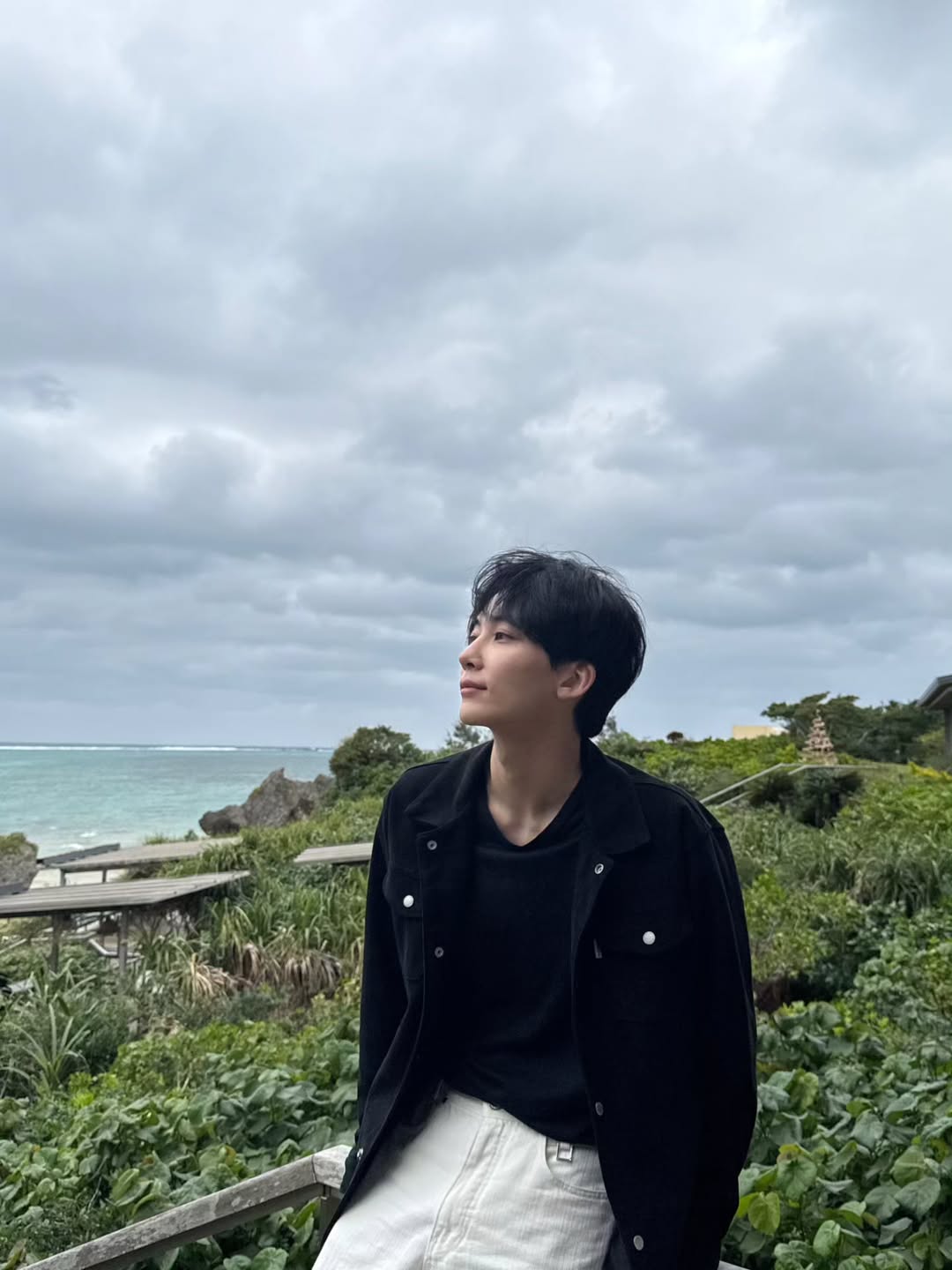 Latest photo of Jeonghan (SEVENTEEN)