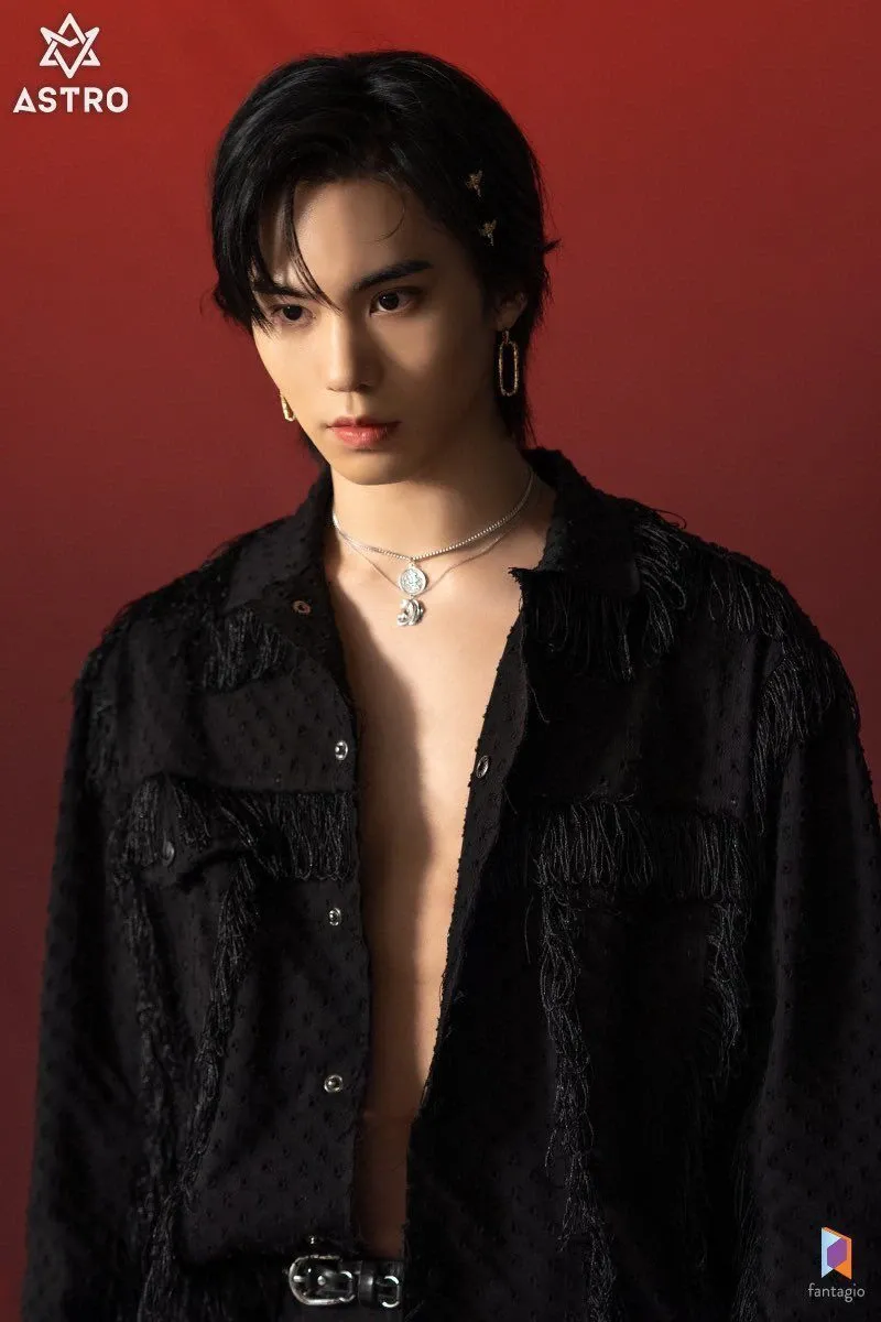 A moment captured by Rocky's fan