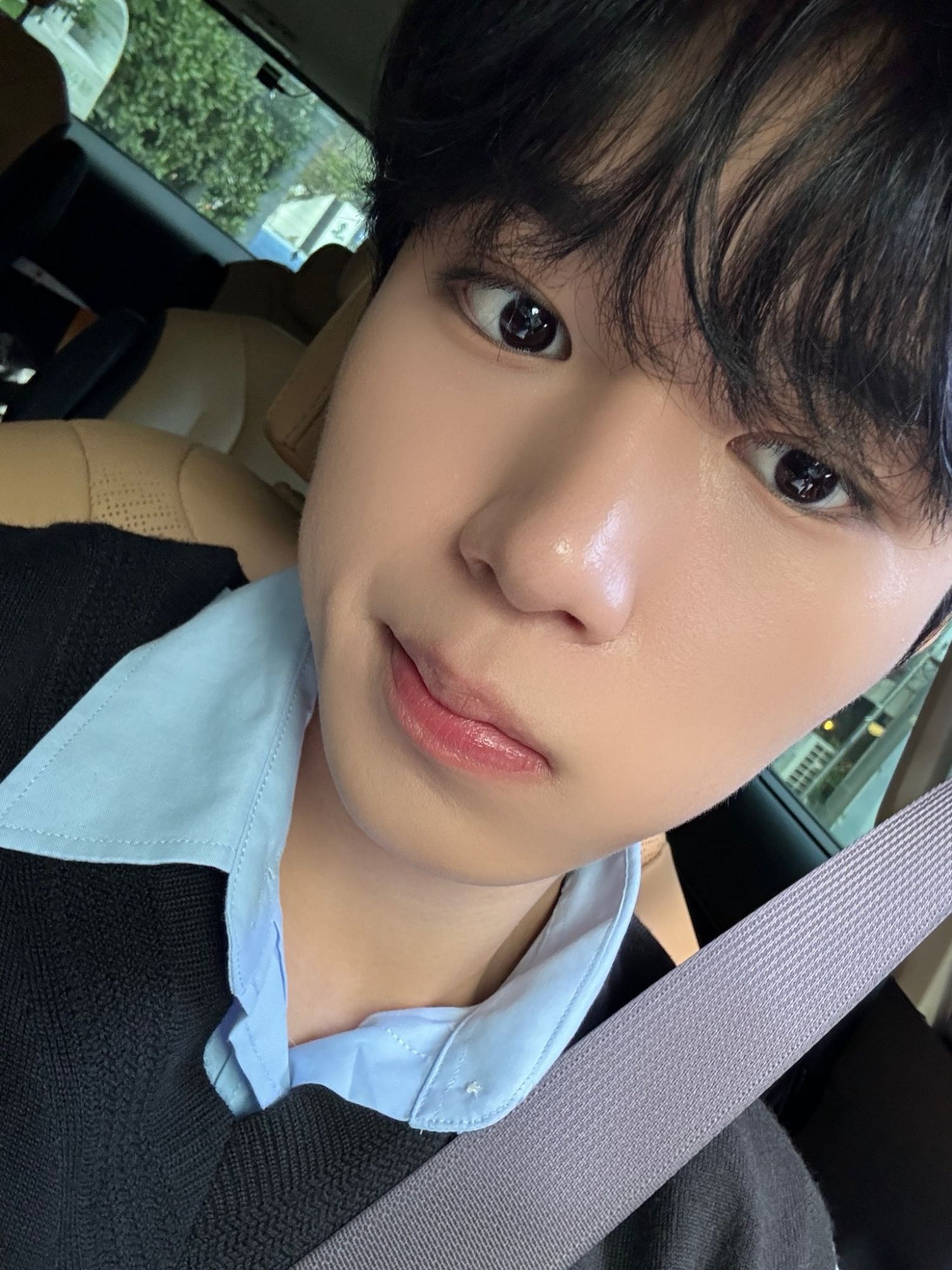 Behind-the-scenes cut of Kim Junseo (ALPHA DRIVE ONE)