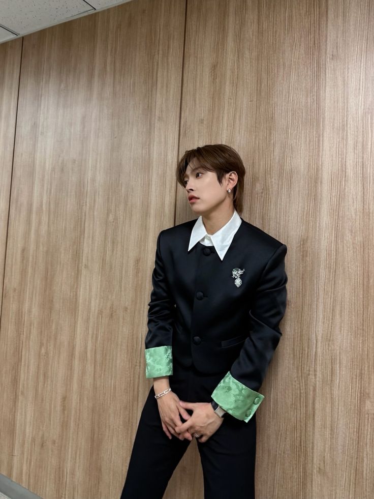 에이티즈의 비하인드 컷