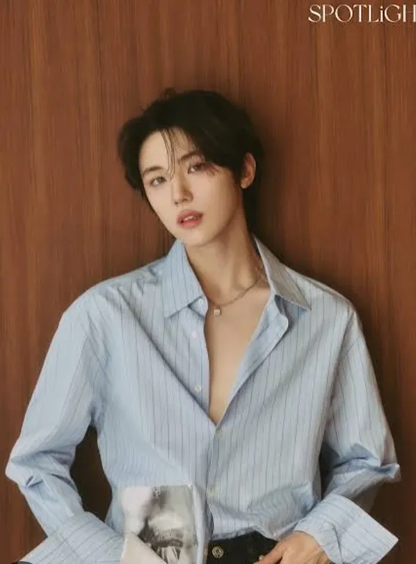 Latest photo of Seongmin (CRAVITY)