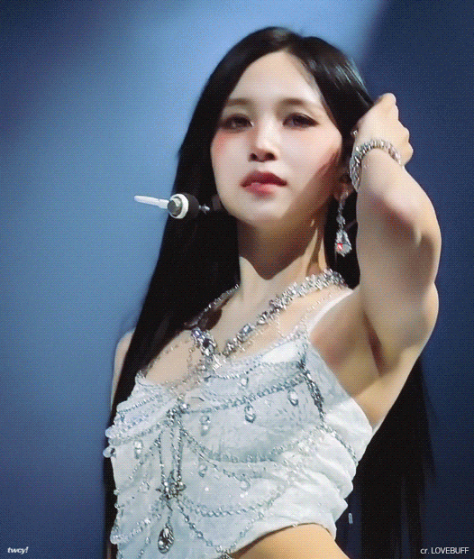 Foto terbaru Mina (TWICE)