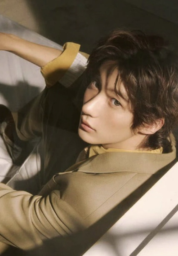 Recent activity shot of Anton (RIIZE)