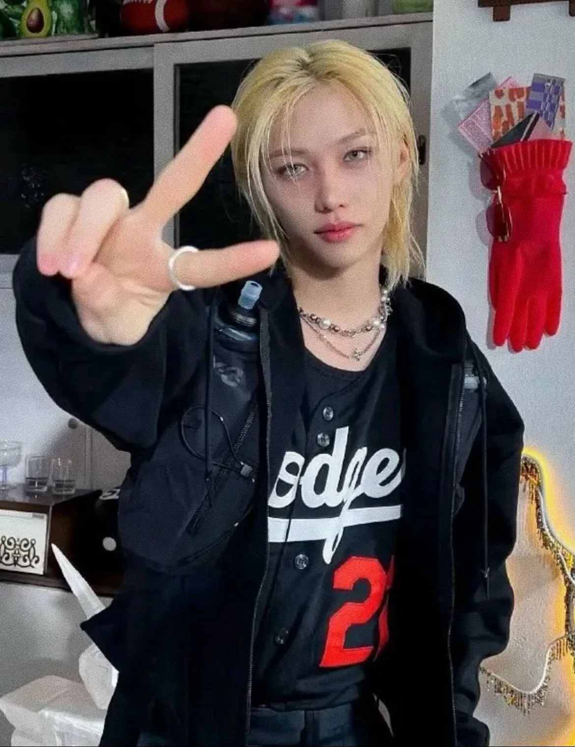 Latest photo of Felix (Stray Kids)