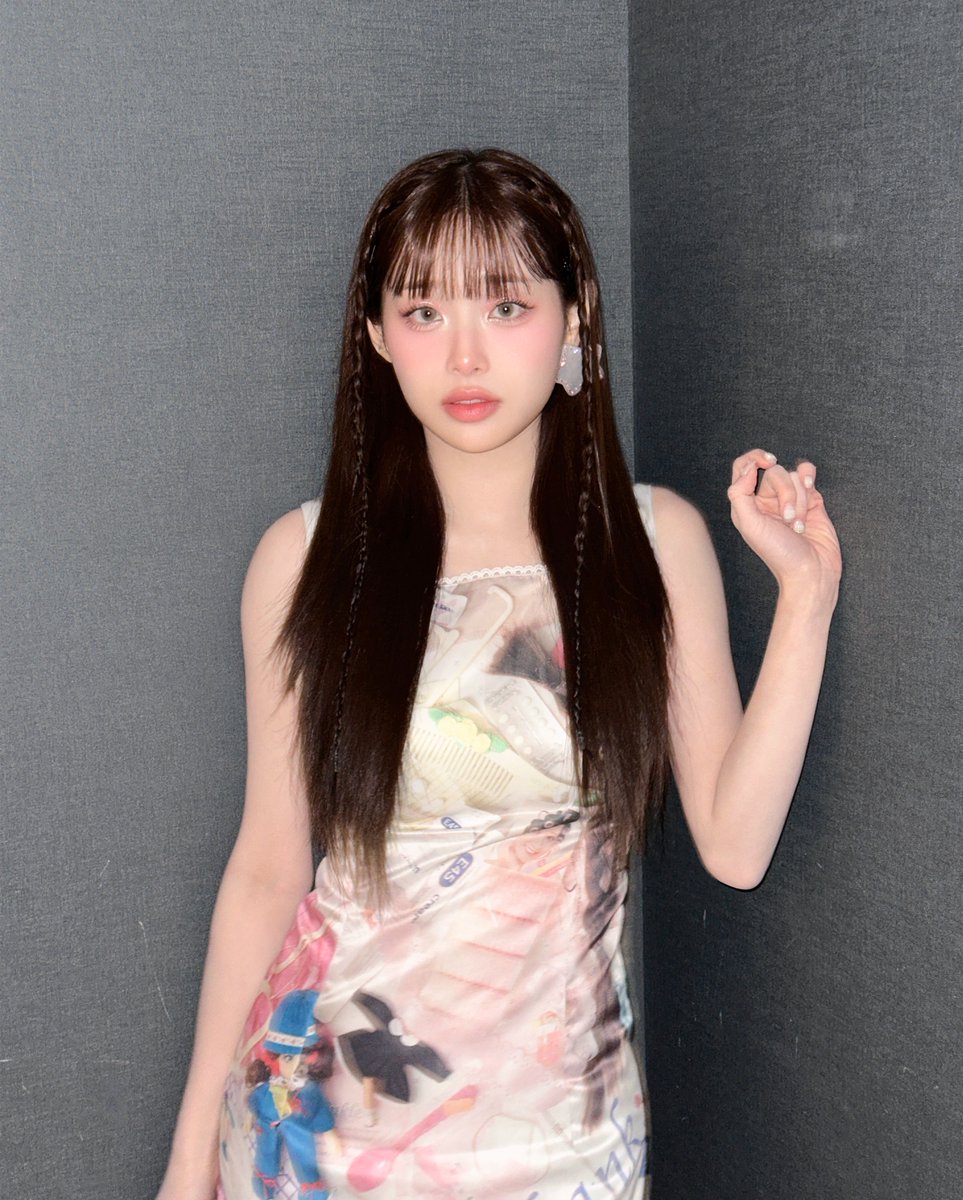 Latest photo of Chuu