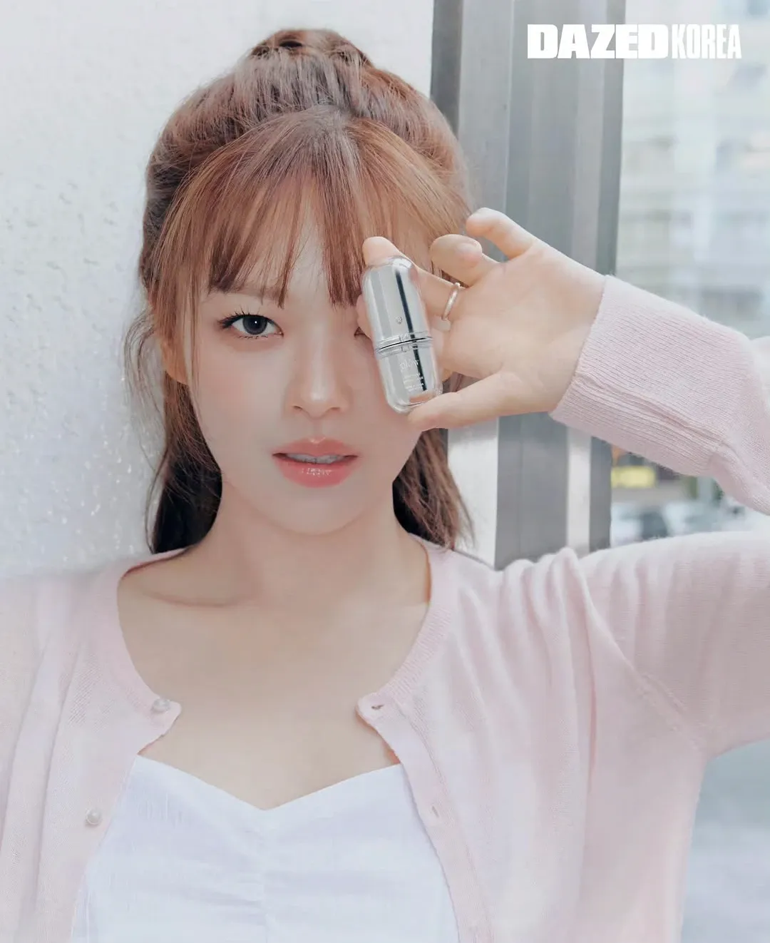 Recent activity shot of Jeongyeon (TWICE)