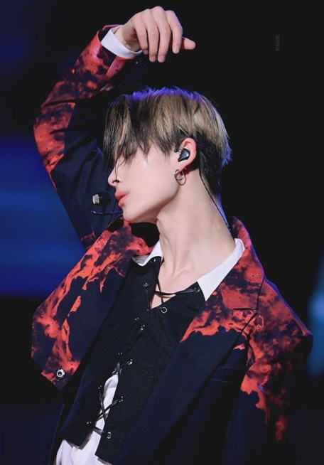 NI-KI (ENHYPEN)的最新活动照片