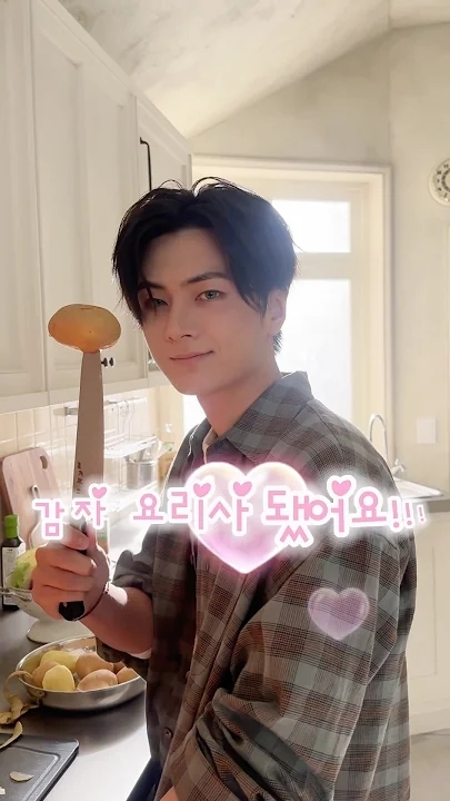 Today's most popular wallpaper in the ENHYPEN community