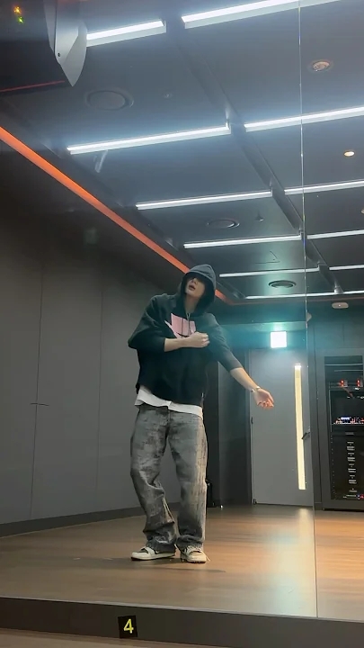 Fan-made special wallpaper for 鉉辰 (Stray Kids)