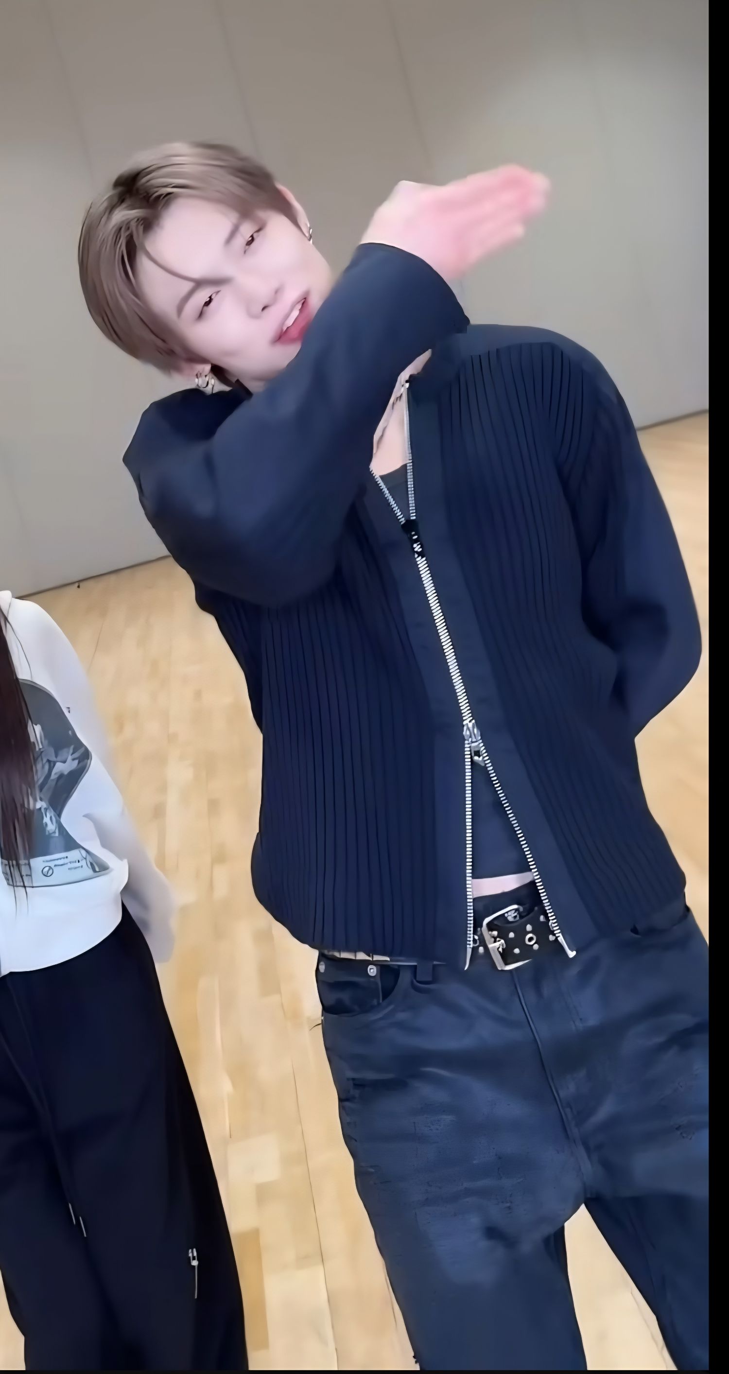 Behind-the-scenes cut of Yeonjun (TOMORROW X TOGETHER)