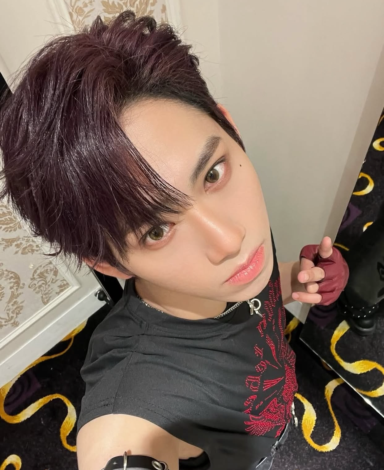 Behind-the-scenes cut of Exxi (SEVENTOEIGHT)