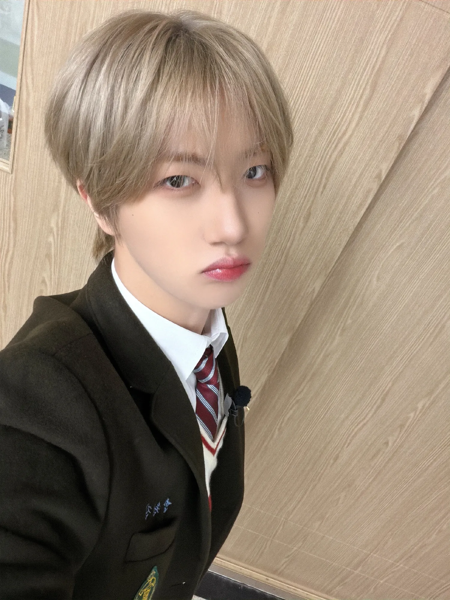 Foto terbaru Wonjin (CRAVITY)