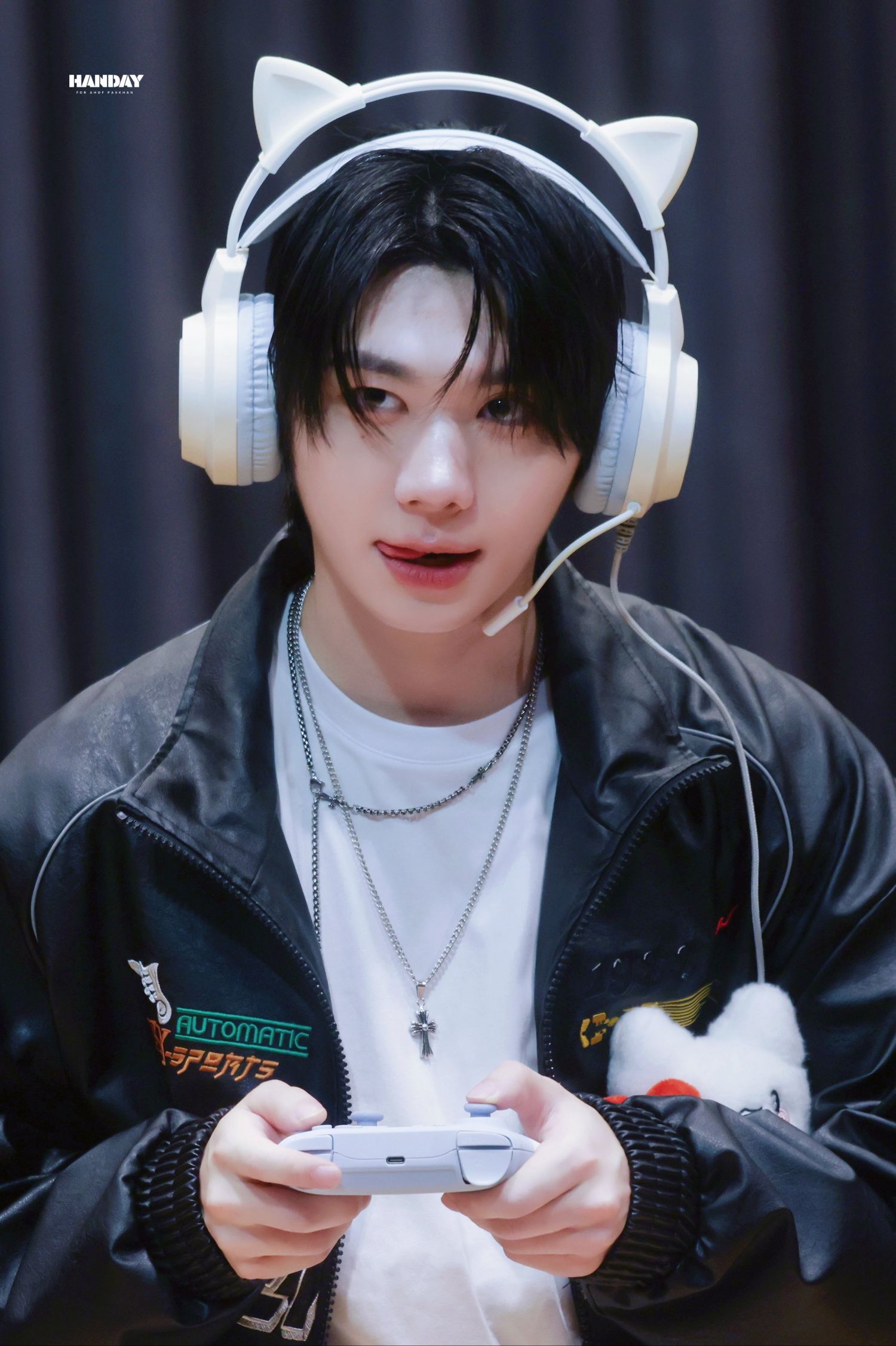 Latest photo of Park Han (AHOF)