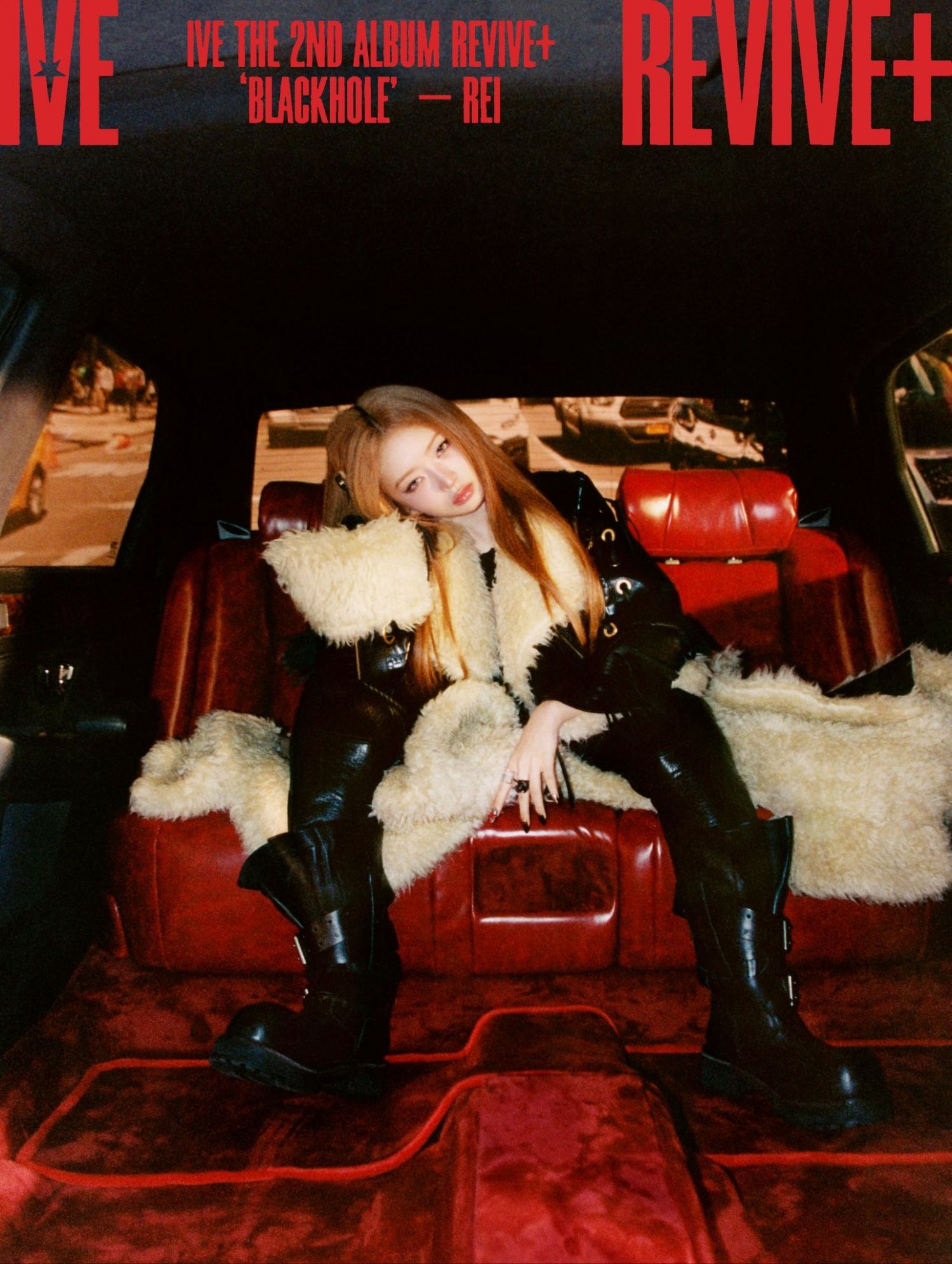 Behind-the-scenes cut of Rei (IVE)