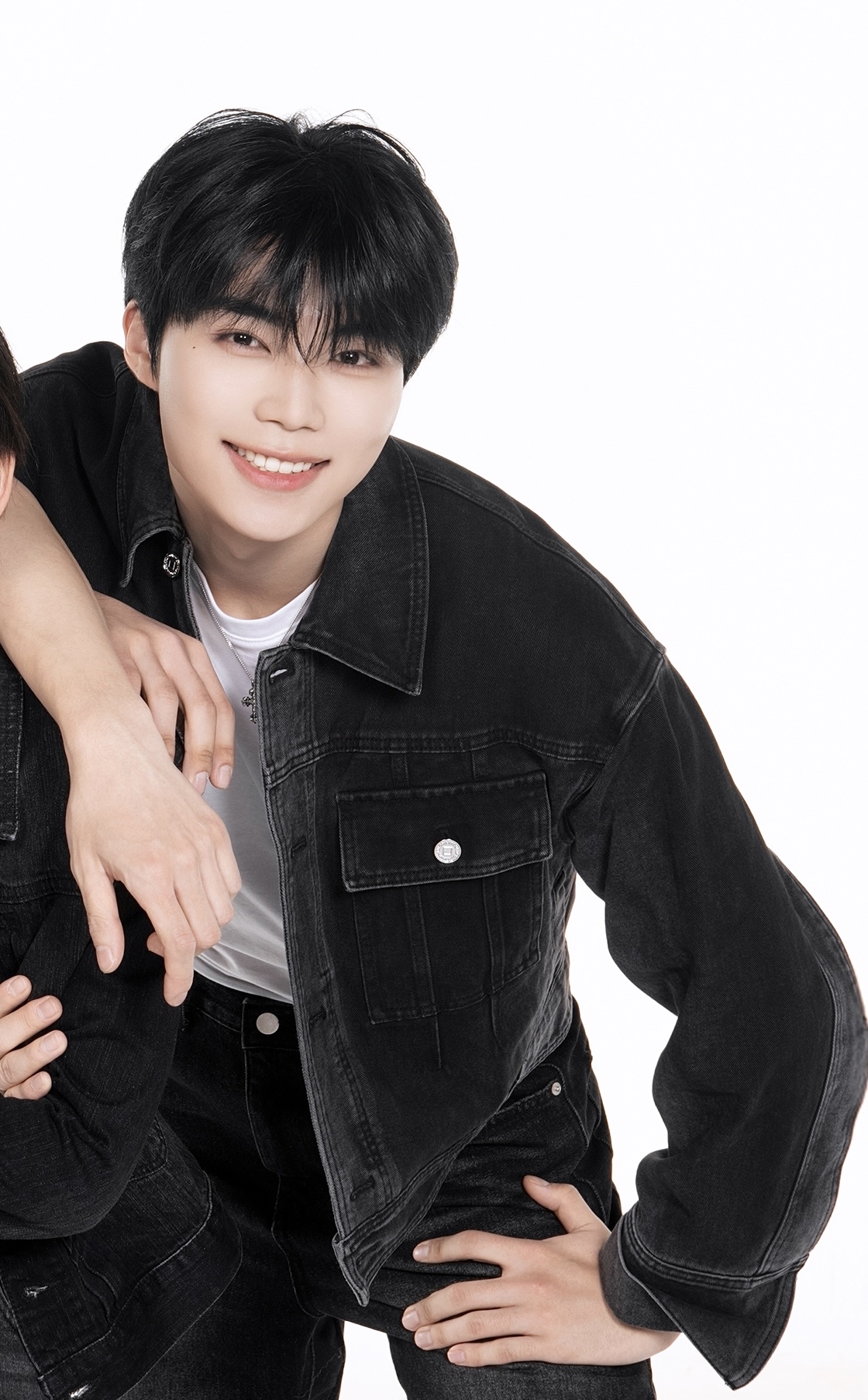 박건욱 (제로베이스원) 최근 활동샷