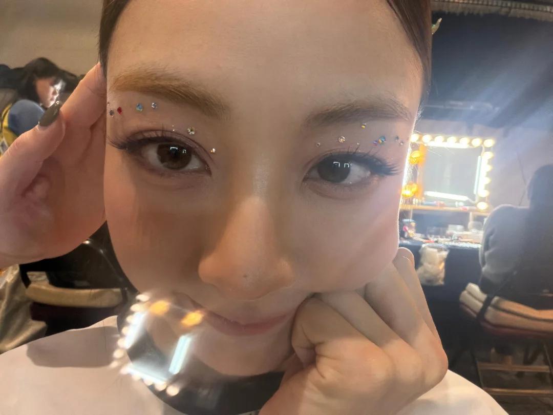 지효 (TWICE) 최근 활동샷