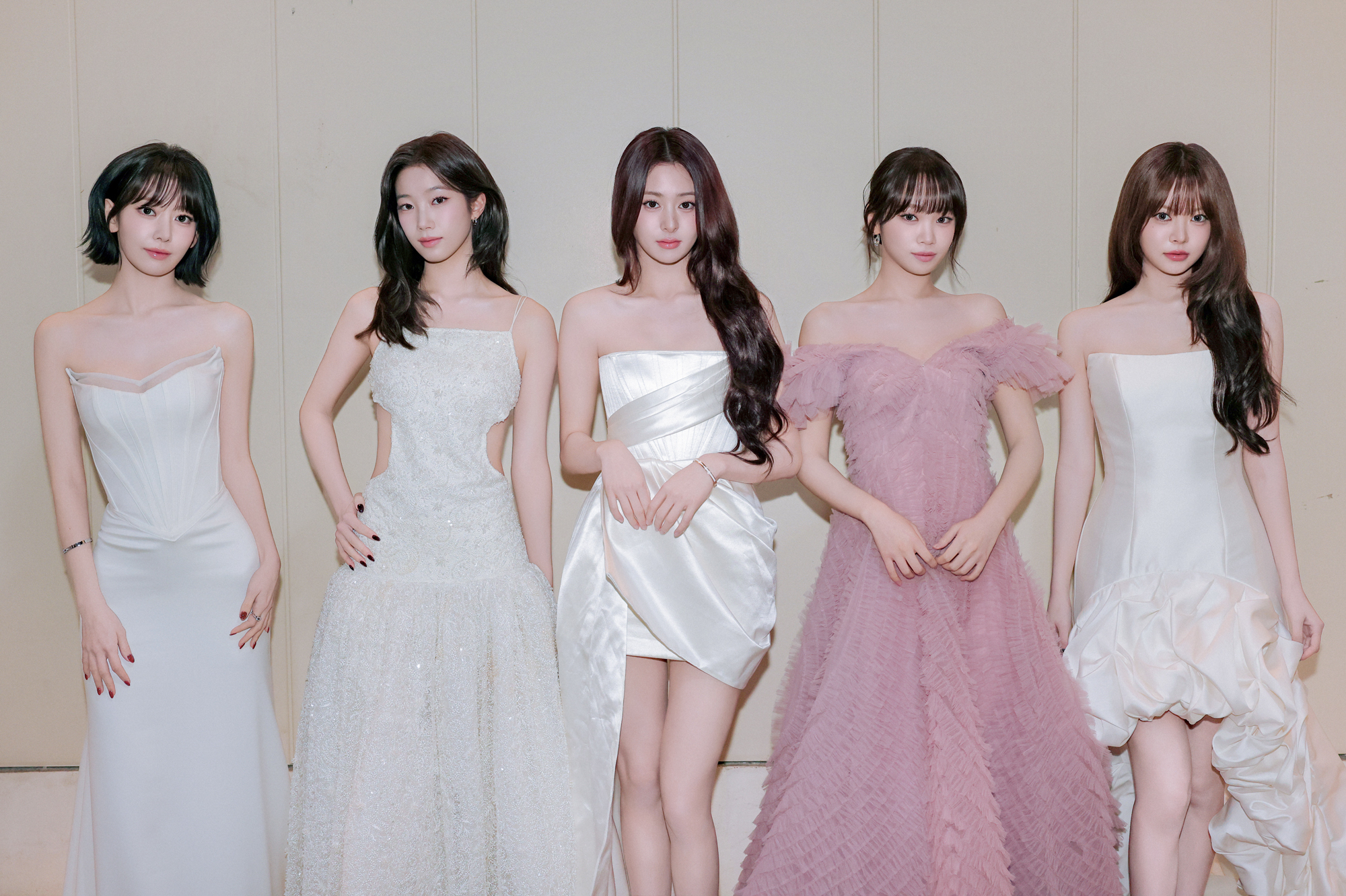 Behind-the-scenes cut of Kim Chaewon (LE SSERAFIM)