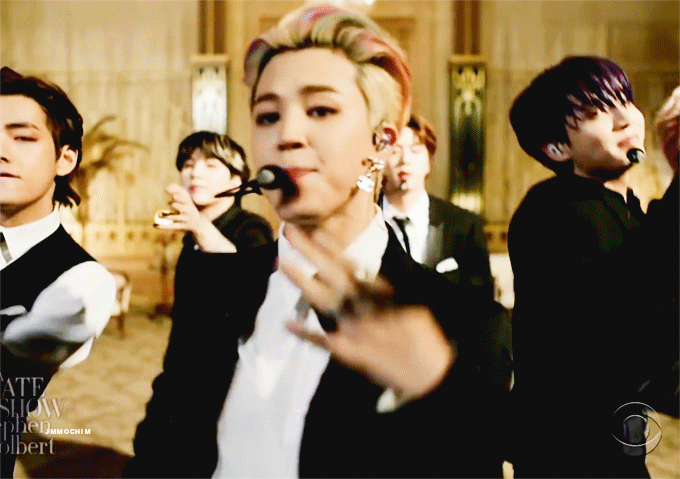 智旻 (防彈少年團)的最新活動照片