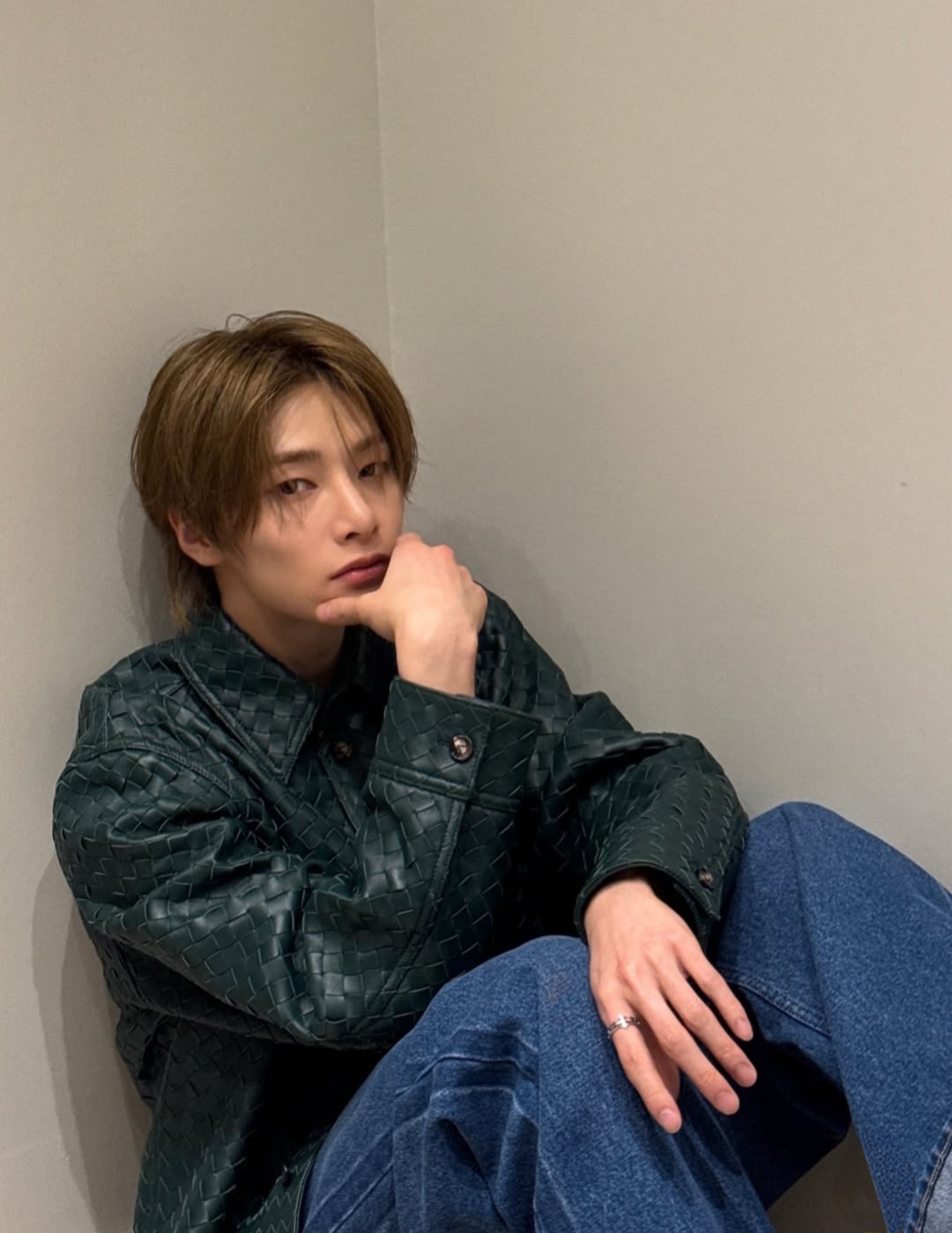 Behind-the-scenes cut of I.N (Stray Kids)