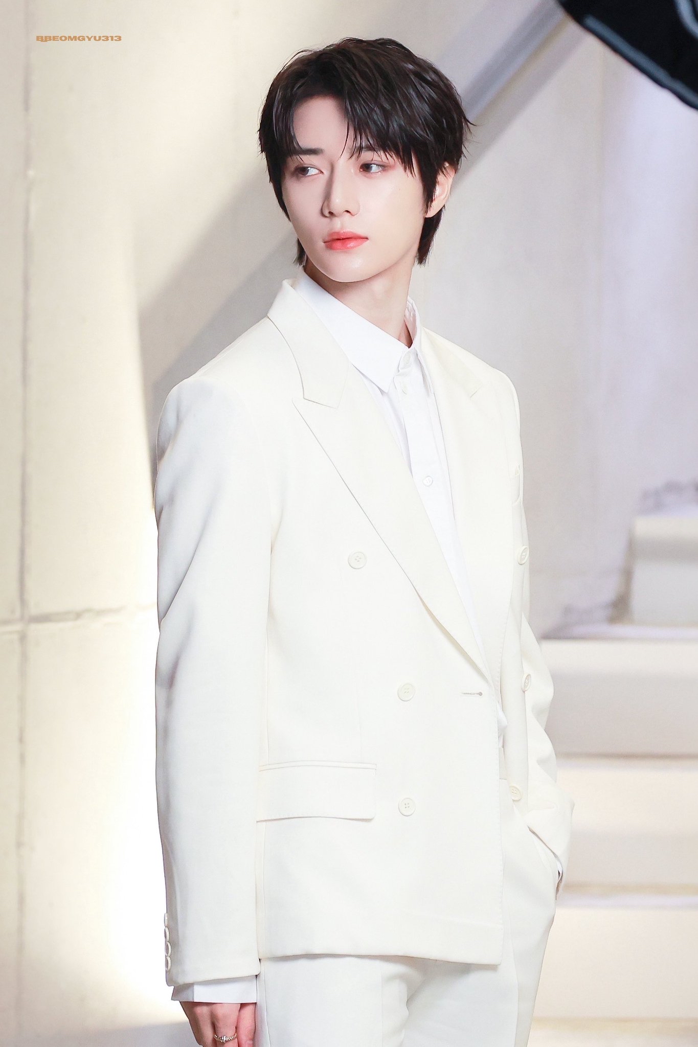 杋圭 (TOMORROW X TOGETHER)的幕后花絮