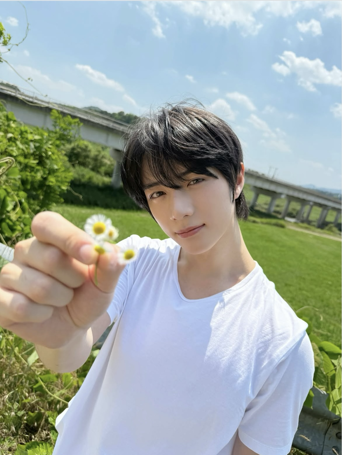 Latest photo of Beomgyu (TOMORROW X TOGETHER)