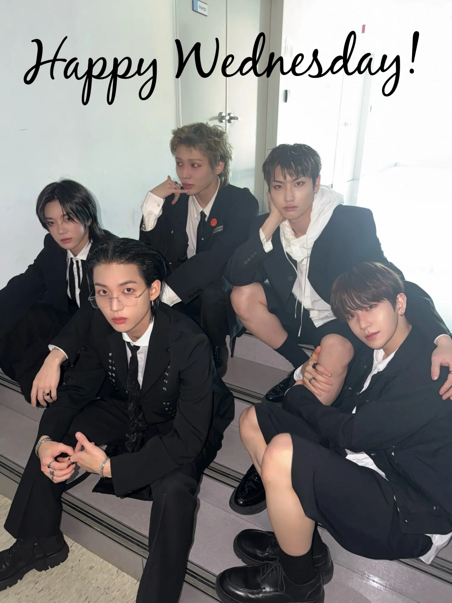 Behind-the-scenes cut of TNX