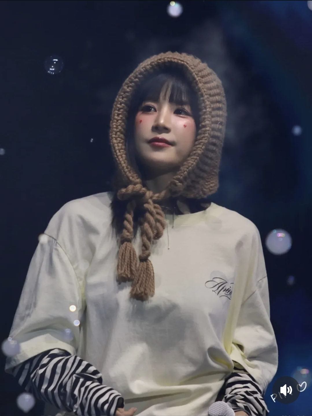 A moment captured by Park Chorong (Apink)'s fan