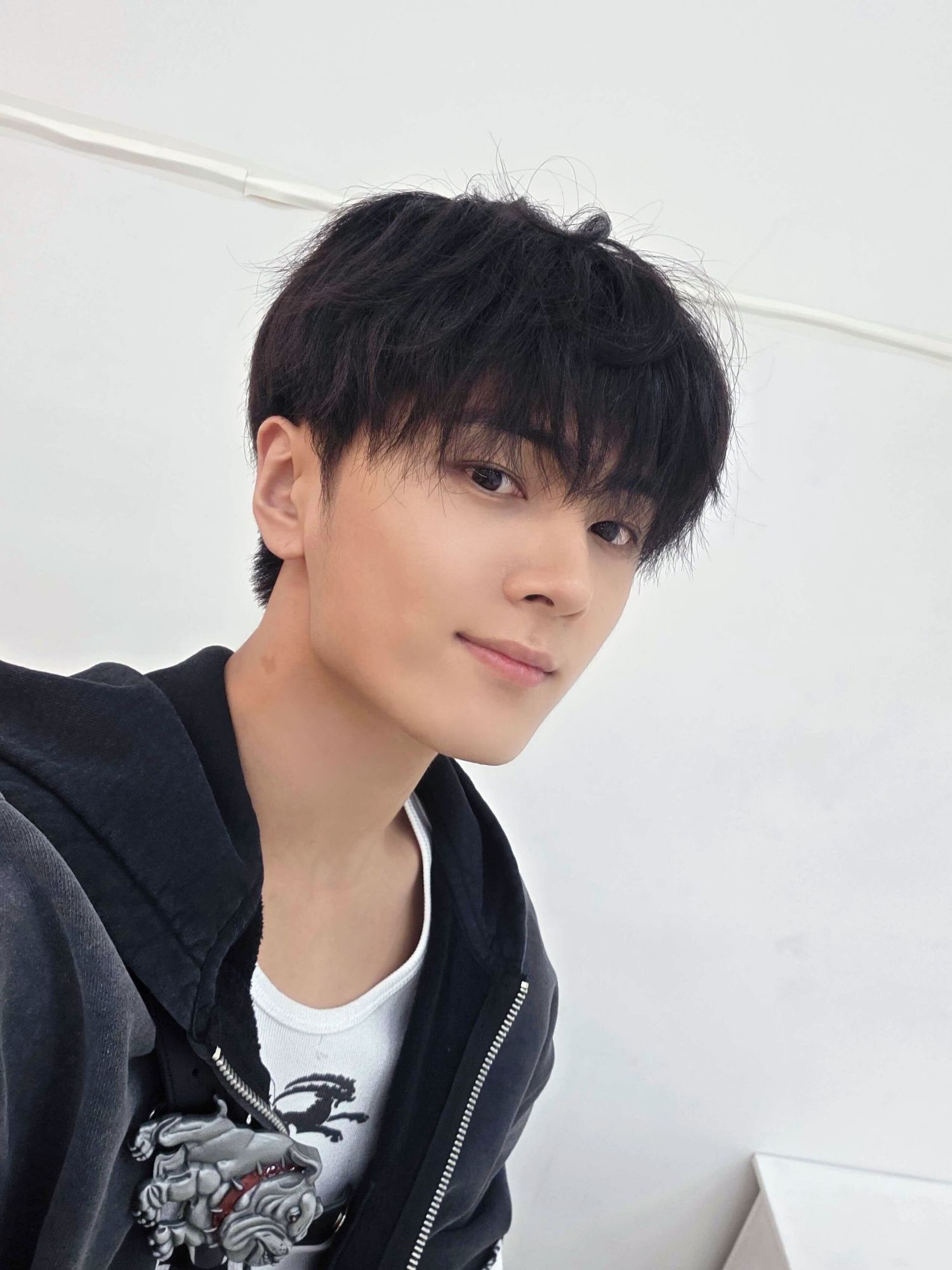 Behind-the-scenes cut of Jay (ENHYPEN)