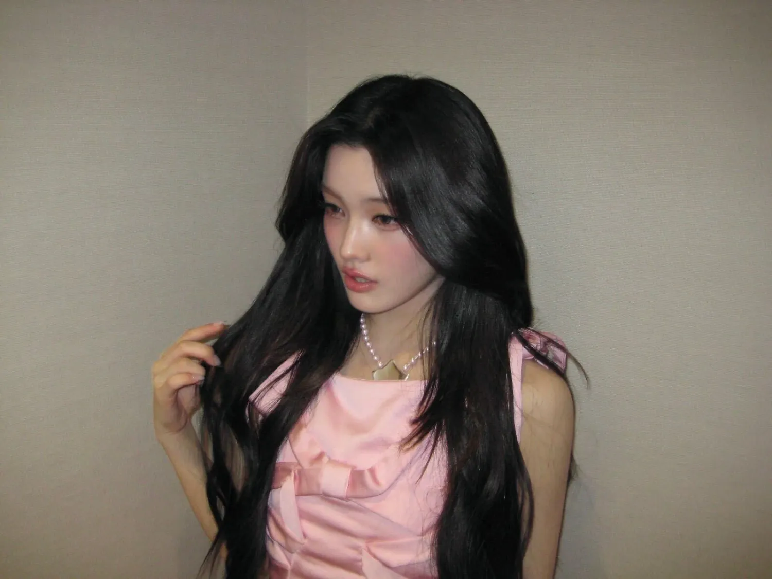 ILLIT イロハ ファンダムコミュニティ │ KPOP人気No.1アプリ 最愛ドル