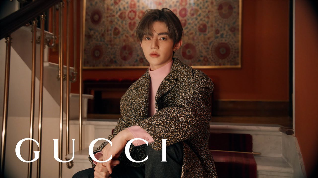 A moment captured by Zhang Hao's fan