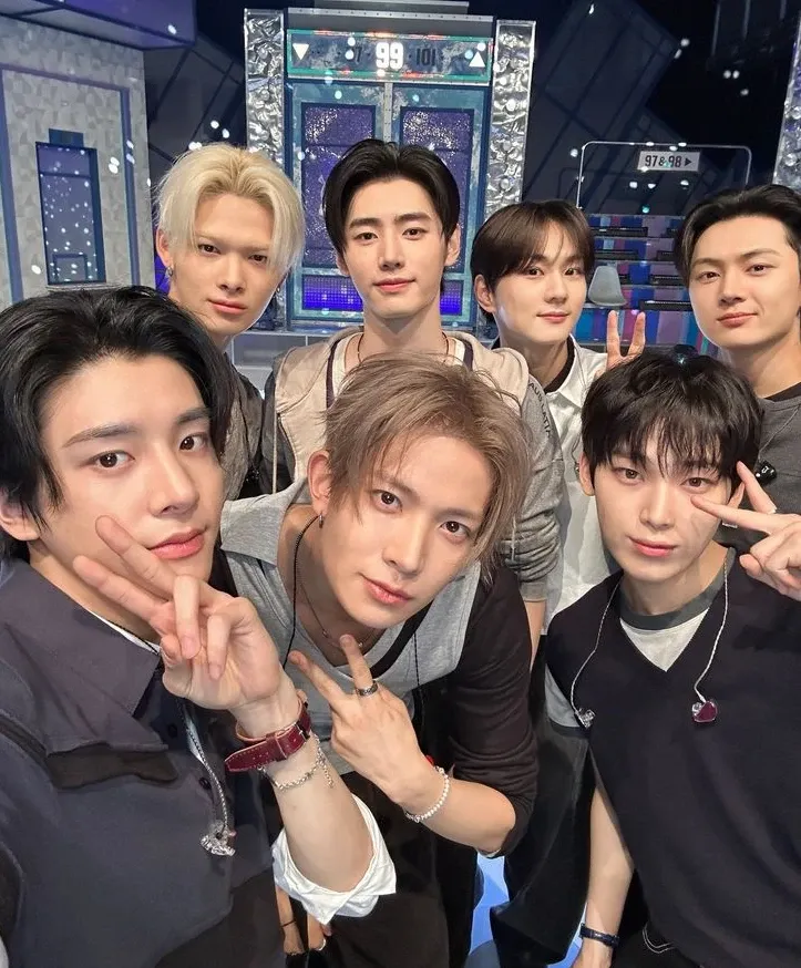 ENHYPEN의 최신 사진