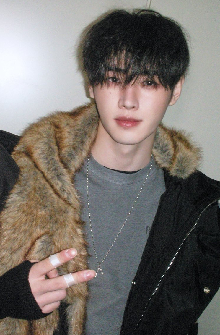 성훈 (ENHYPEN) 최근 활동샷